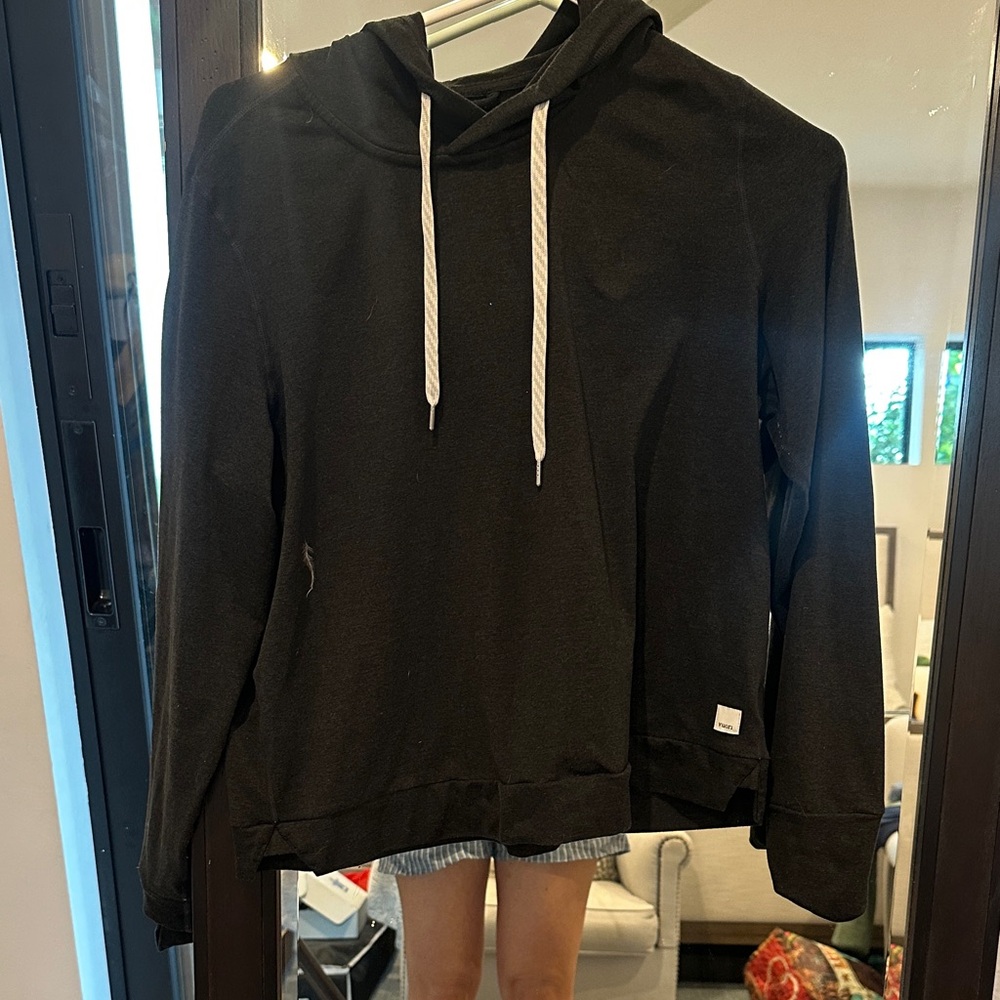 Vuori Women's Black Hooded Pullover Sweatshirt